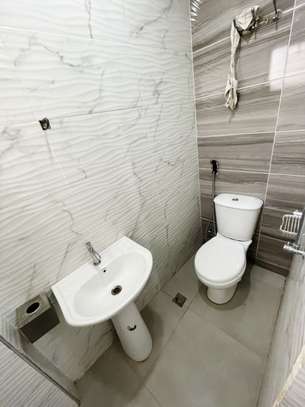 APPARTEMENT F3 À LOUER À LA CITÉ KEUR GORGUI image 9