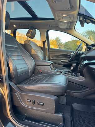 Ford escap Titanuim année 2018 image 14