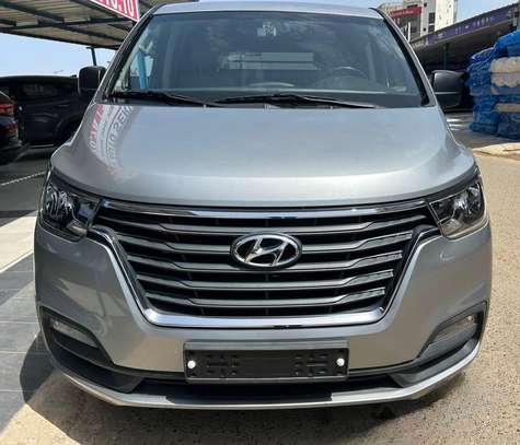 Starex 3 places 2019 diesel fourgon image 2