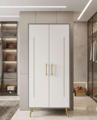 Armoire blanche 2 place avec miroirs et pieds bois image 2