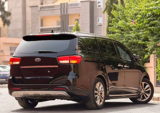 Kia Carnival 2016/17 image 5