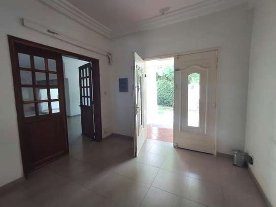 Villa de charme à Mermoz avec jardin image 4