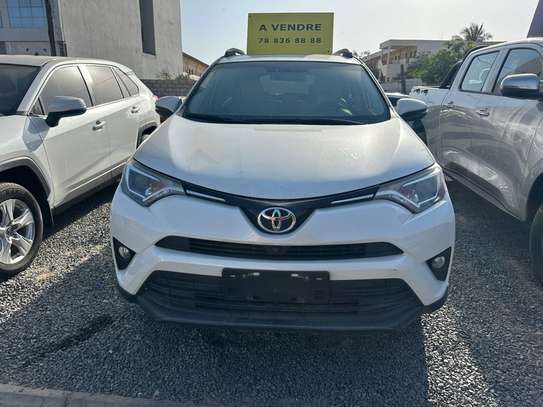 Toyota RAV4 image 7