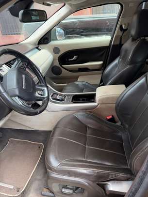 Range Rover évoque image 5