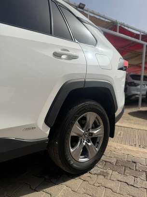 TOYOTA Rav4 2025 image 2