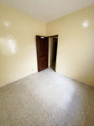 STUDIO F2 AUX MARISTES image 6