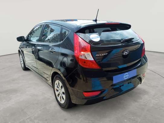 HYUNDAI ACCENT 2017 à VENDRE image 10