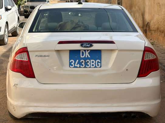 Ford Fusion image 4