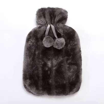 Bouillotte avec housse en peluche douce – 2 litres image 5