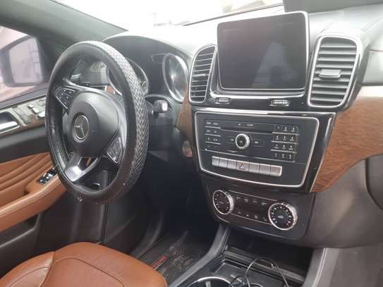 Mercedes-Benz GLE 450 image 6