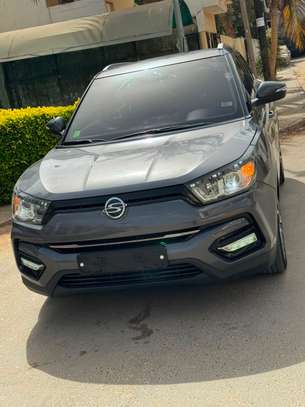 Sang yong Tivoli 2018 image 2