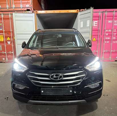 Hyundai Santa Fe diesel 2017 full options image 15