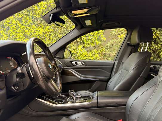 BMW X5 _2020 image 11