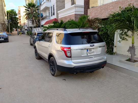 Ford explorer 7 places image 5