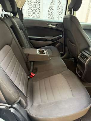 Ford Edge 2018 à louer image 10