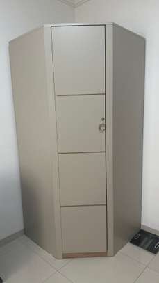 Meuble d’appoint , table basse armoire de rangement image 4