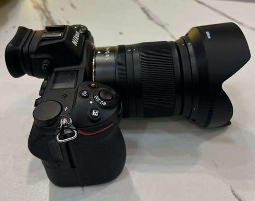 Nikon Z7 objec 24-70mm f4s image 3