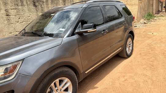Ford Explorer XLT 2016 image 2
