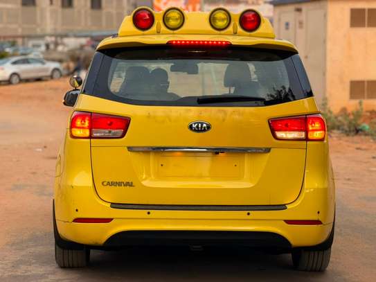 KIA CARNAVAL  : 2016 / 11 places image 6