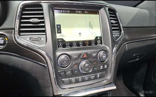 Jeep Diesel cherooke image 8