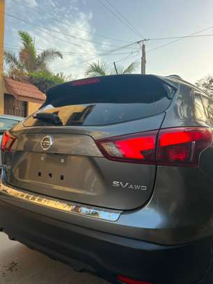 Nissan rogue sv image 10