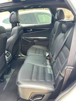 Kia sorento EX image 13