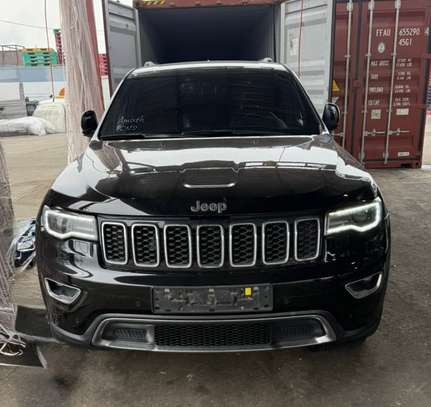 Jeep Grand Cherokee 2017 full options image 2
