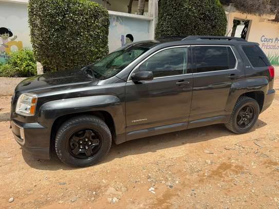 GMC TERRAIN image 8