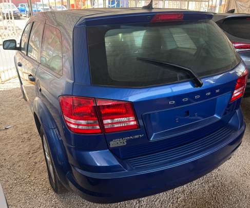 Dodge Journey 7 places image 13