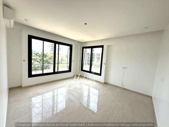 Appartement à louer aux Almadies image 7