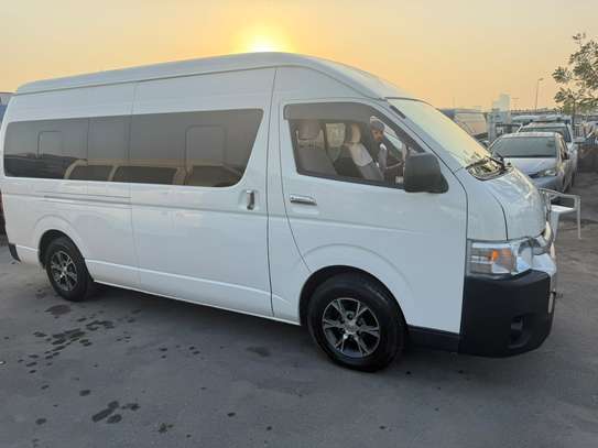 Toyota Hiace 2018 image 3