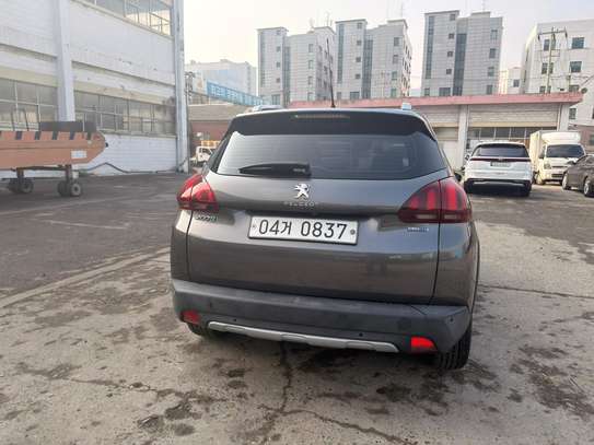 PEUGEOT 2008 2017 image 6