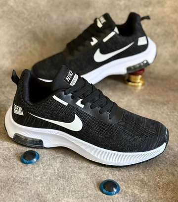 Nike Air Max image 2