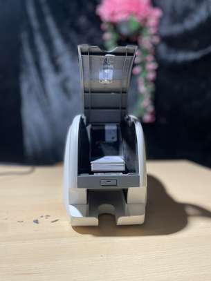 Smart 31 Card Printer – Imprimante à cartes professionnelle image 4