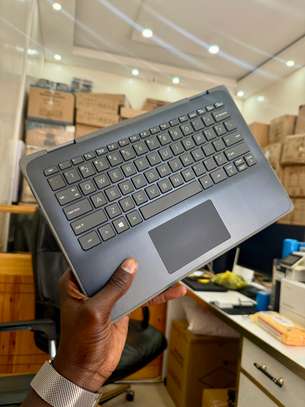 HP tablette 2-en-1 convertible Windows 11 noire image 3