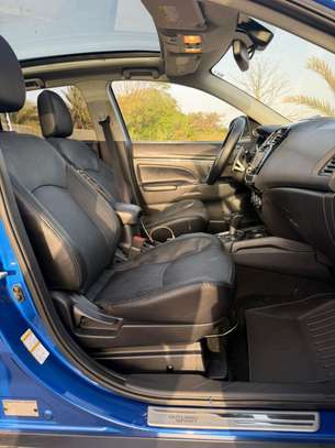 Mitsubishi outlander limited image 6