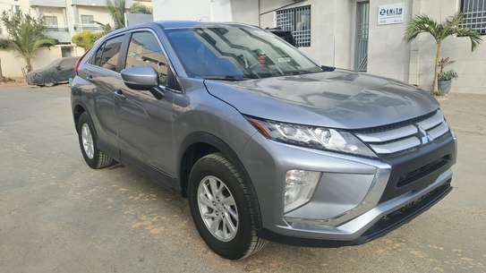 Mitsubishi éclipse 2019 super clean image 9