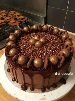 Gâteau chocolat gourmand moelleux cerises crème image 5