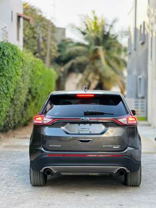 Ford Edge Titanium 2016 image 12