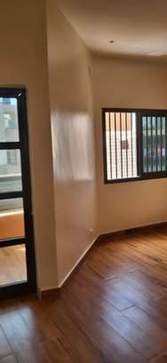 Studio a louer a Guediawaye ( en face Dalal Diam ) image 2