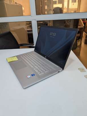 HP laptop 17 i5 11ieme 8gb de ram 256 image 4