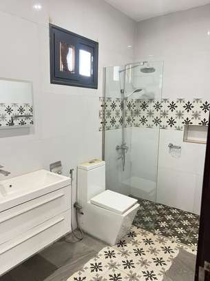 Appartement F4 à Louer - Cité Keur Gorgui image 2