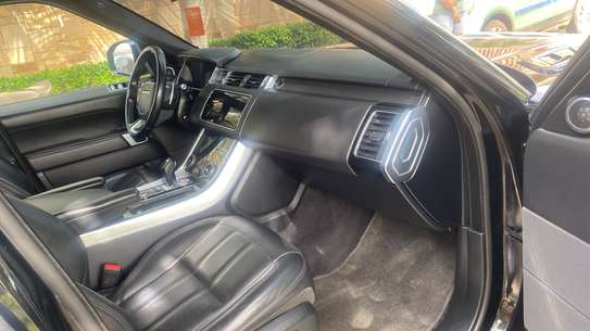 RANGE ROVER SPORT image 5