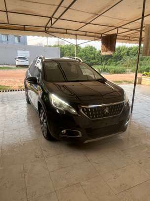 Peugeot 2008 SUV image 3