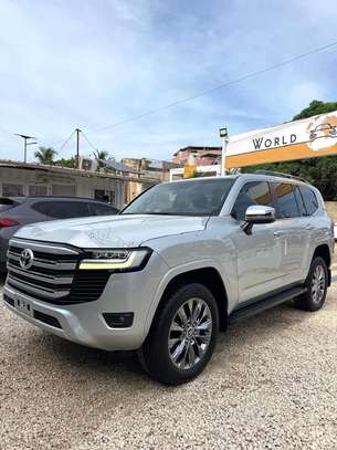 Toyota land cruiser VX image 8