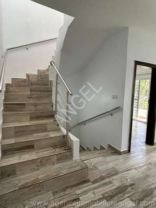 Ref_6198_GL Villa de 214 m² à vendre à la cité Horizon image 10