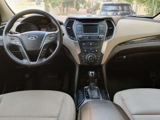 Hyundai santafe 2018 image 7