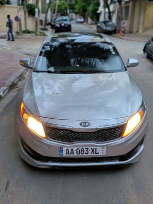 Kia optima 2012 full options image 10