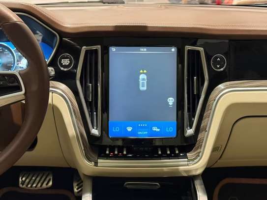 White Zotye 700 2017 image 3