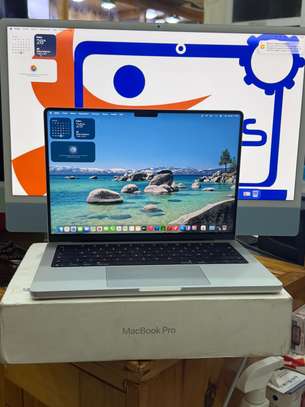 MacBook Pro M5 Pro 14 Pouces (2026) image 5